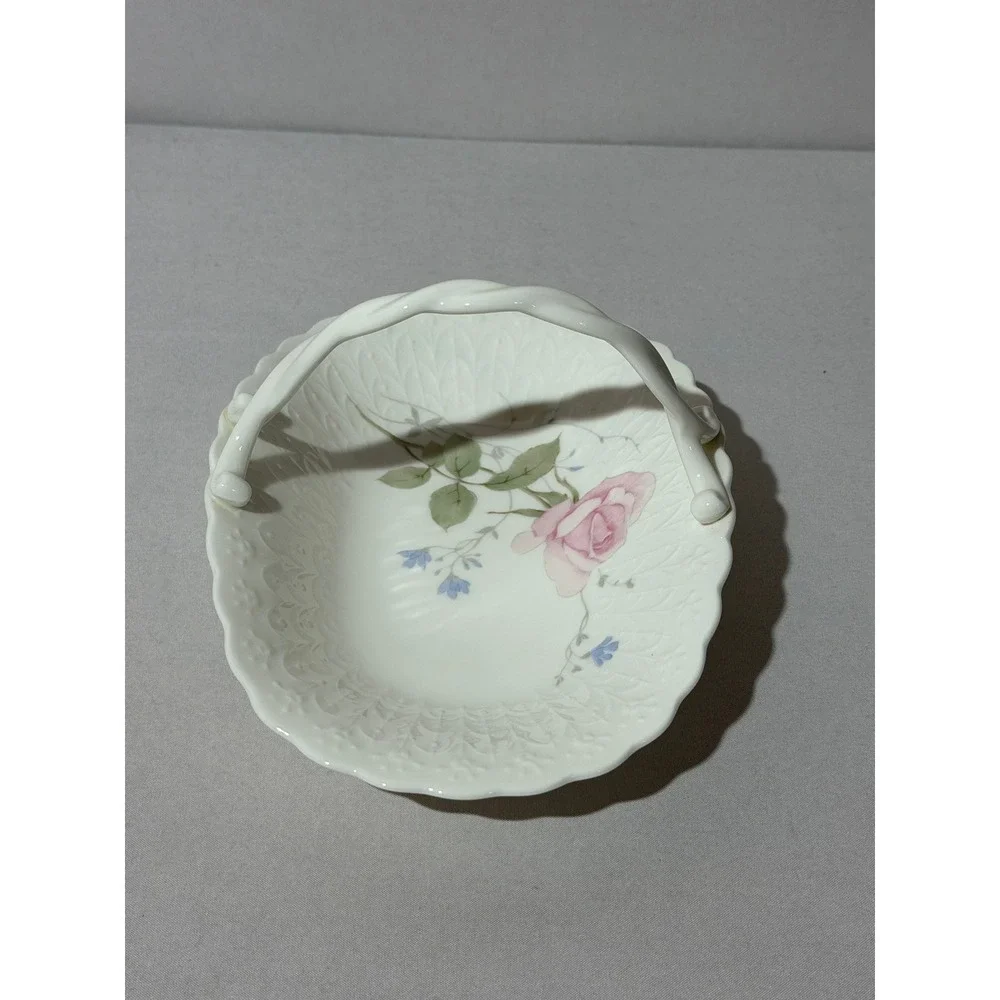 Mikasa April Rose B2053 Bone China Basket Pink Floral Twisted‎ Handle Japan